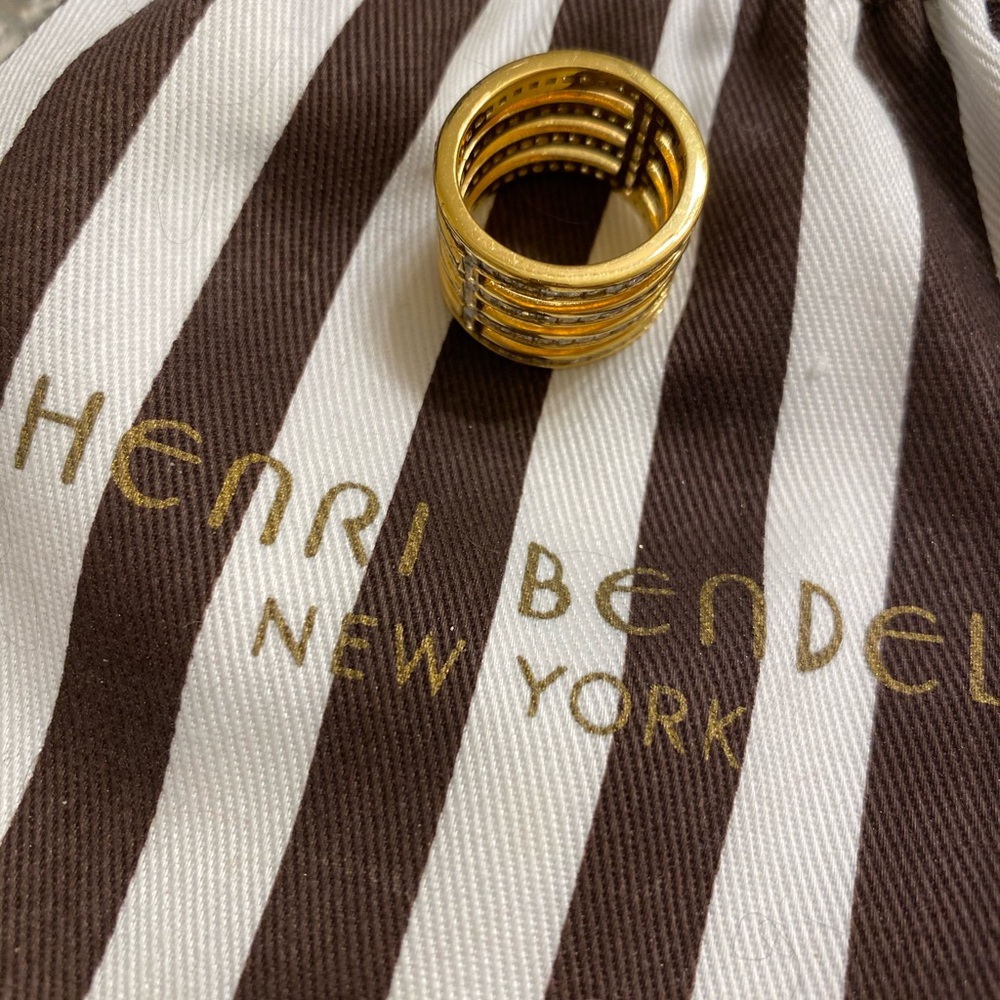 Ring - Picture 2 of 2